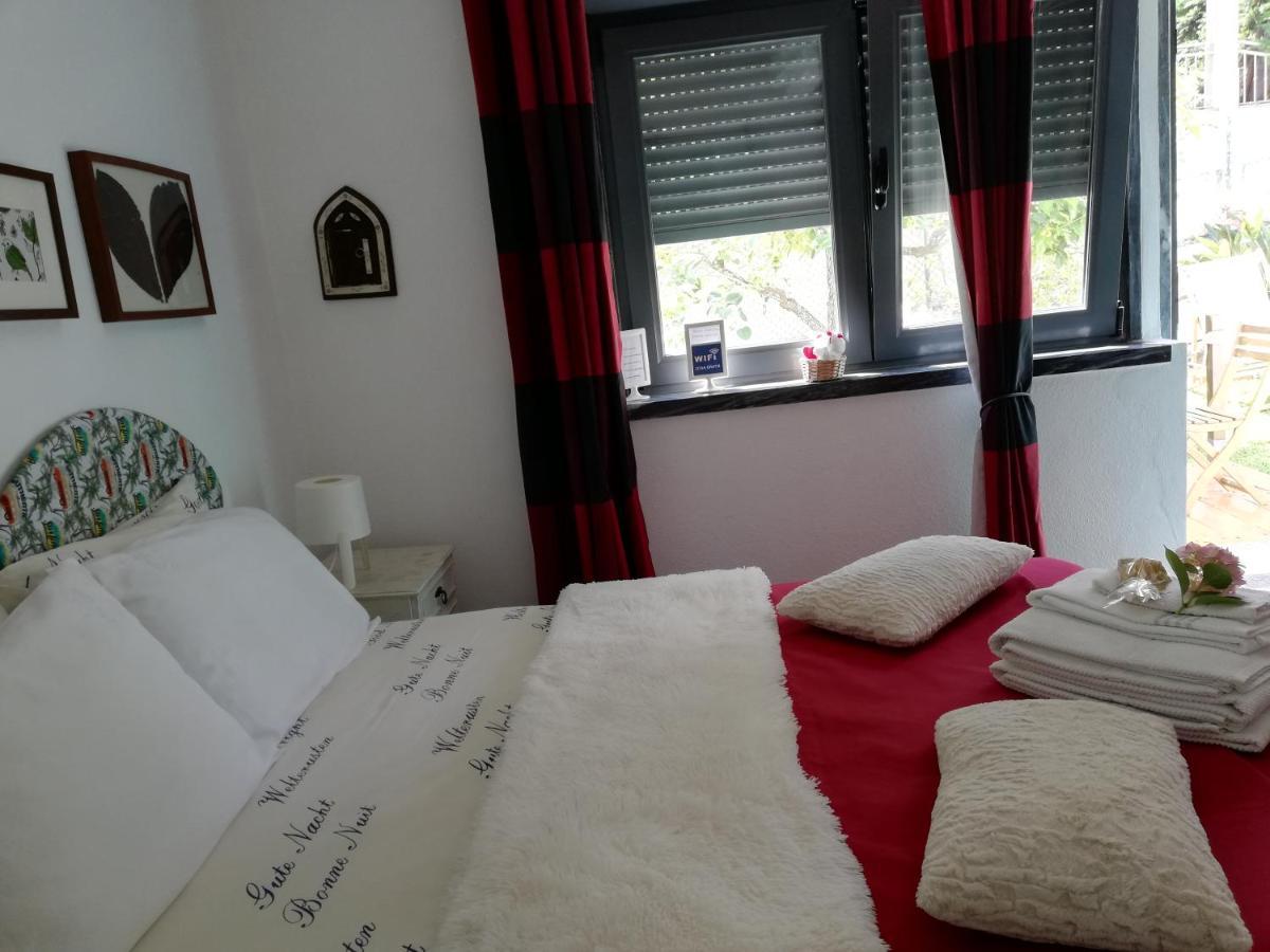 Moradia No Seixal Ericeira Hotel Bagian luar foto