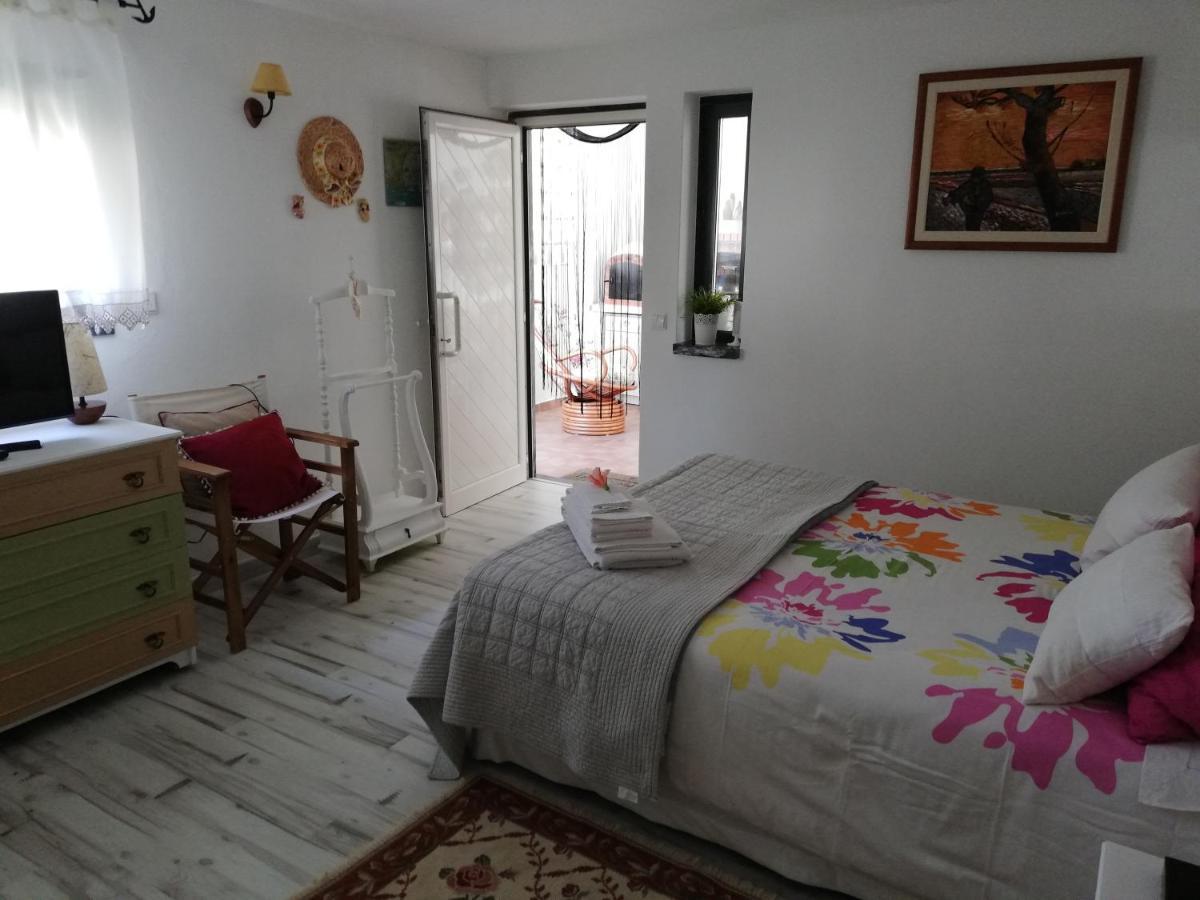 Moradia No Seixal Ericeira Hotel Bagian luar foto
