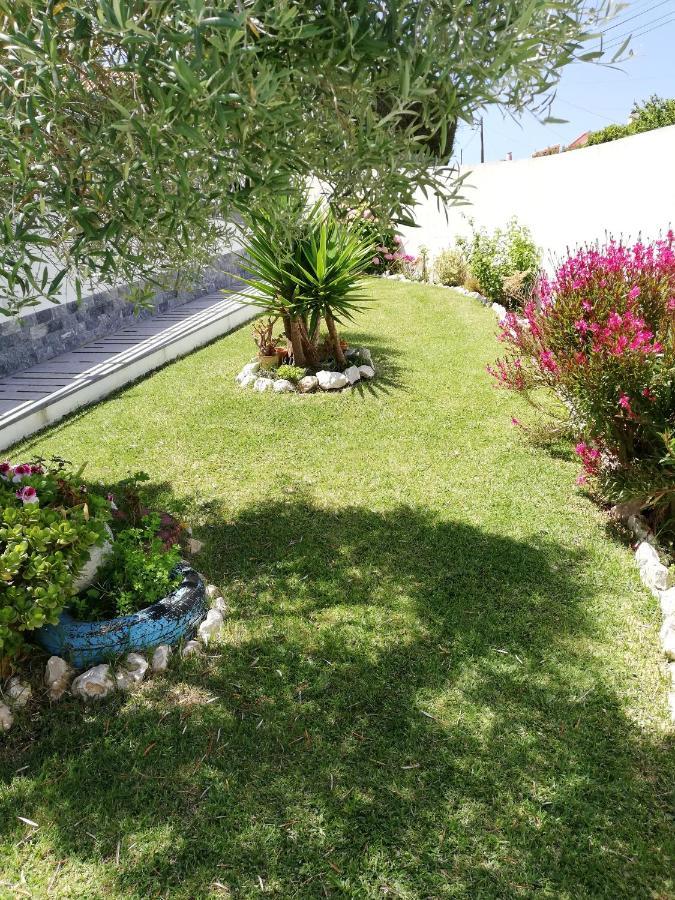 Moradia No Seixal Ericeira Hotel Bagian luar foto